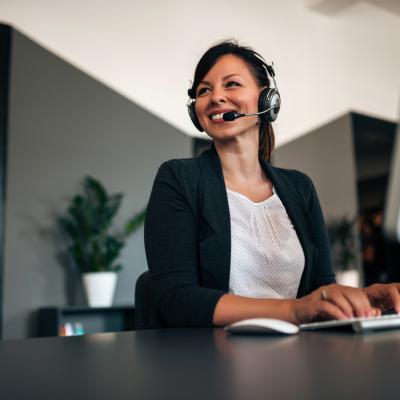 Guia para atuar como recepcionista em diferentes segmentos