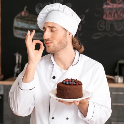 O que faz um profissional de confeitaria básica?